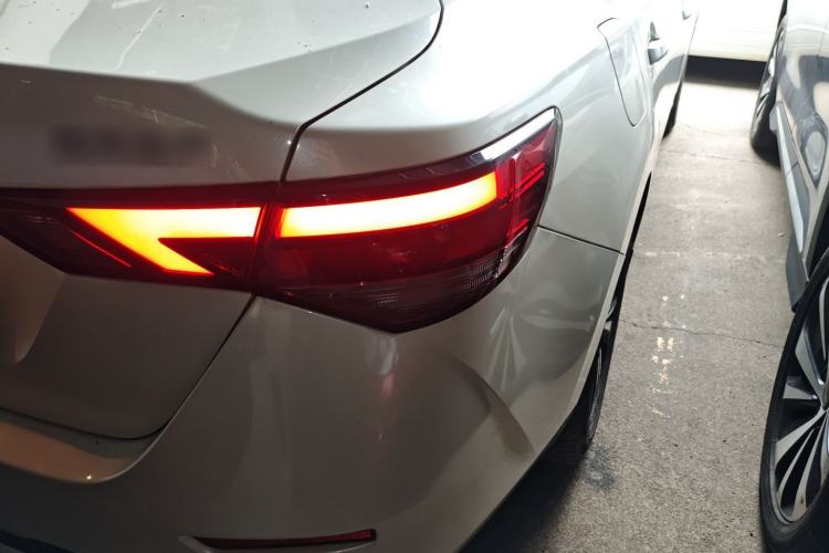 Used Nissan Sylphy 2021 1.6L XL CVT Enjoyment Edition Right Rear Taillight