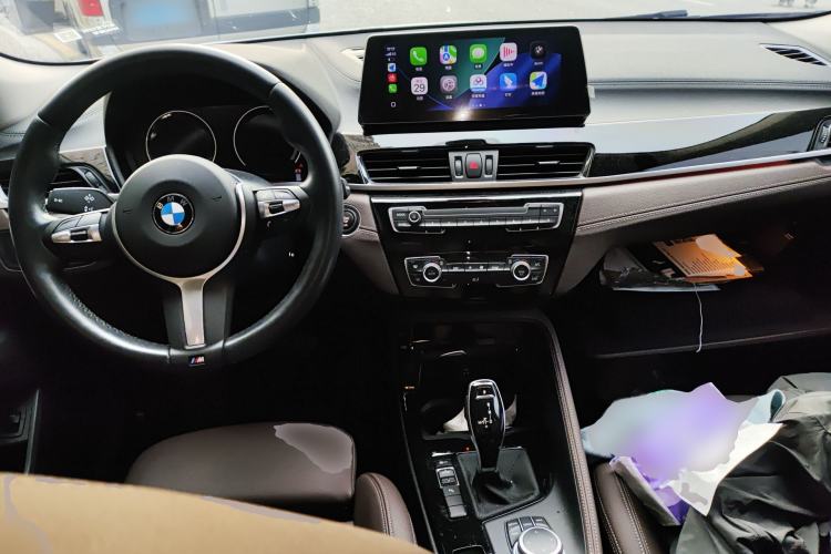 Used BMW X2 2022 sDrive25i M Sport Package Center Console