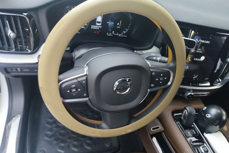 Used Volvo S60 New Energy 2021 T8 E-Drive Hybrid Four-Wheel Drive Smart Luxury Edition