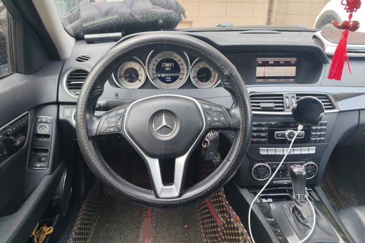 Used Mercedes-Benz C-Class 2013 C 260 CGI Fashion Model Steering Wheel