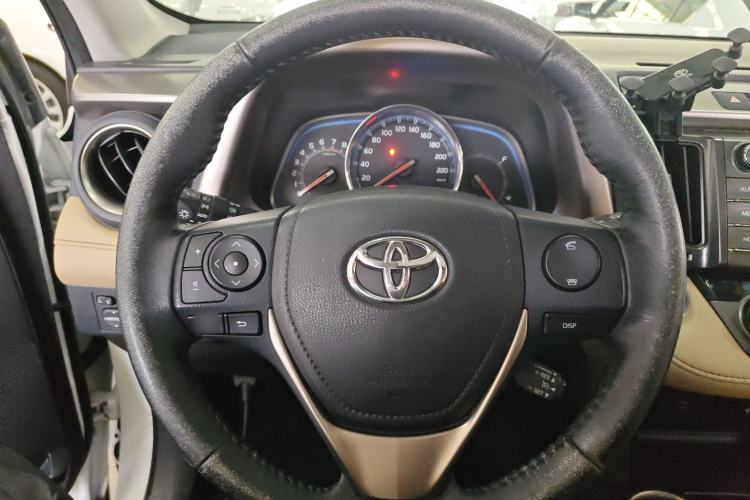 Used Toyota RAV4 2013 2.0L CVT Four-Wheel Drive New Edition
