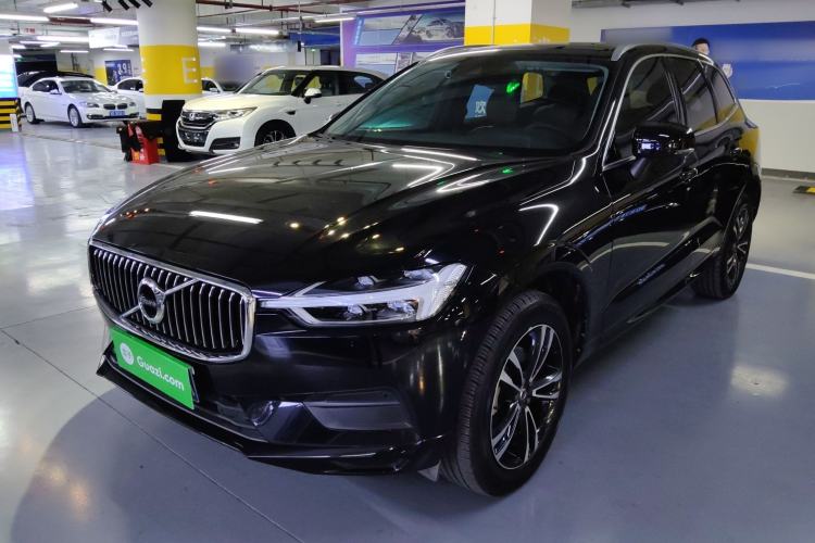 Used Volvo XC60 2019 T5 4x4 Smart & Dynamic Sport Edition China VI Standard
