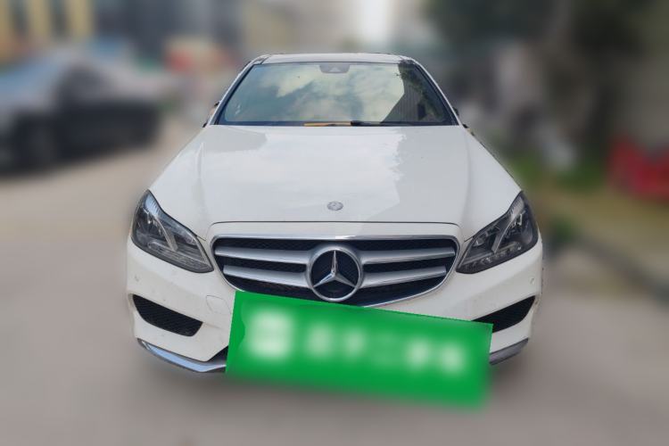 Used Mercedes-Benz E-Class 2015 E 260 L Sport & Fashion Model
