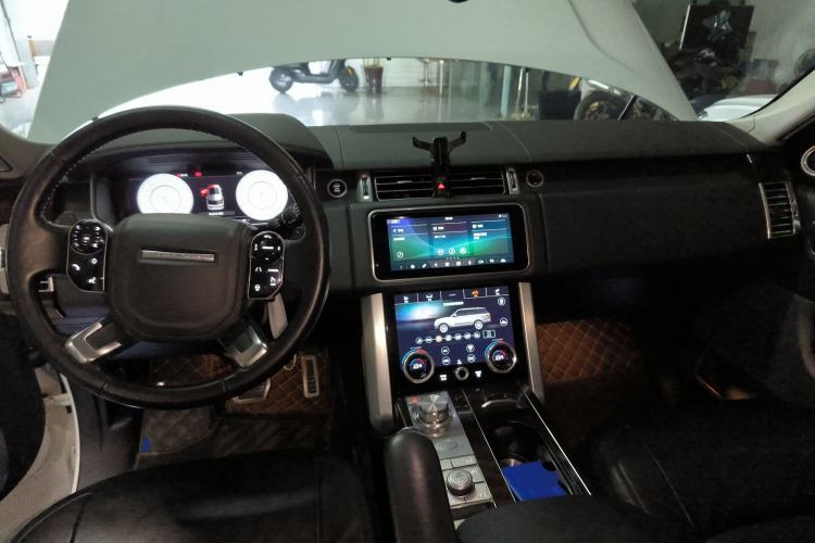 Used Land Rover Range Rover 2021 3.0 L6 Grand Edition
