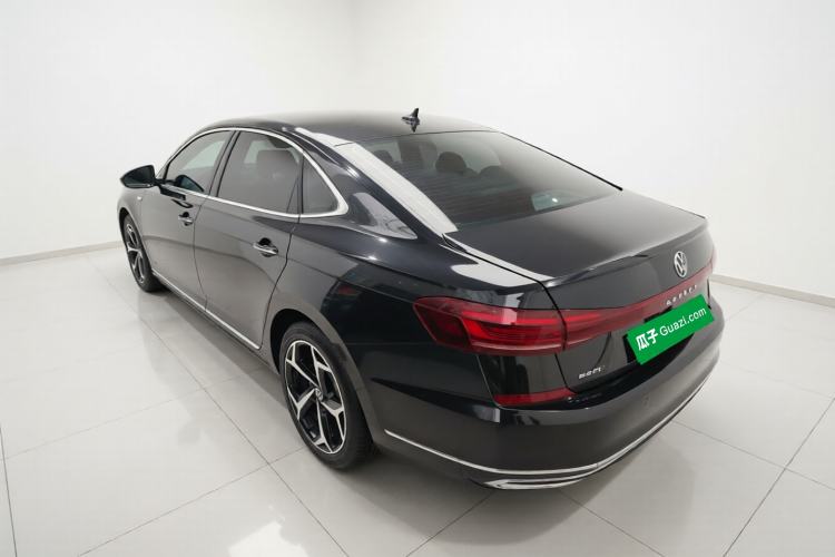 Used Volkswagen Passat 2023 Restyled 330TSI Starry Luxury Edition Exterior 2