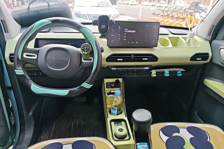 Used Geely Galaxy Panda 2024 Panda Mini 200km Endurance Bear