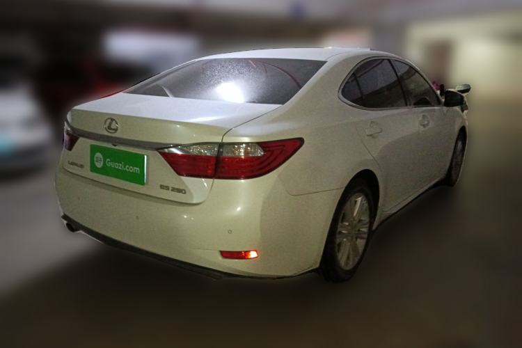 Used Lexus ES 2013 250 Elegant Edition
