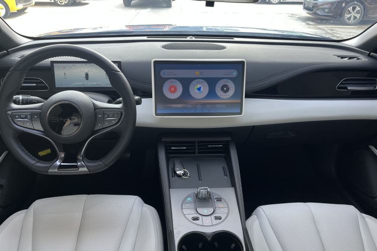 Used BYD Seal 06 New Energy 2024 DM-i 80KM Prestige Model Interior 1