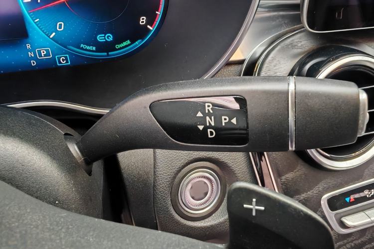 Used Mercedes-Benz C-Class 2019 Restyled C 260 L Sport Edition Gear Lever