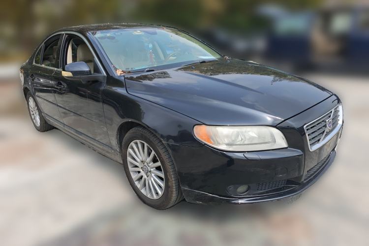 Used Volvo S80 2006 3.2 Front Right 45 Deg