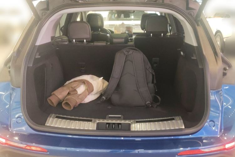 Used Lincoln Corsair 2020 2.0T Two-Wheel Drive Luxury Edition Trunk