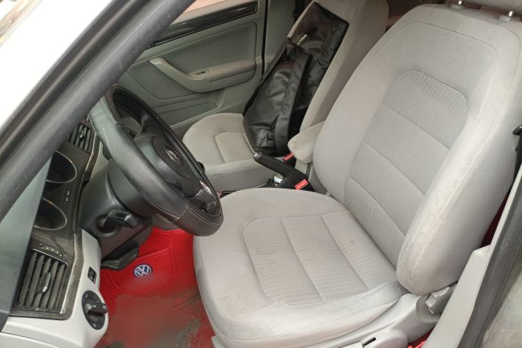 Used Volkswagen Bora 2014 1.6L Manual Fashion Edition
