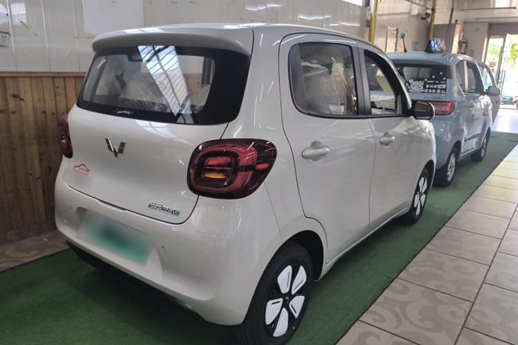 Used Wuling Hongguang MINIEV 2025 Four-Door Version Advanced Edition
