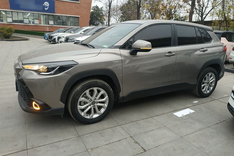 Used Toyota FRONTLANDER 2024 2.0L Smart Electric Hybrid Dual-Engine Leading Edition
