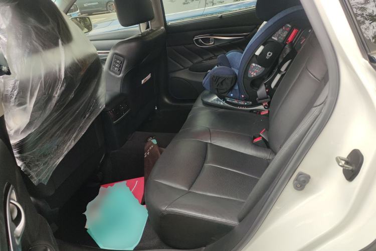 Used Infiniti Q70 2013 Q70L 2.5L Comfort Edition
