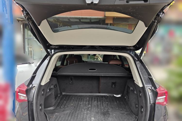 Used Buick Envision 2021 532T Two-Wheel-Drive Elite Version Trunk