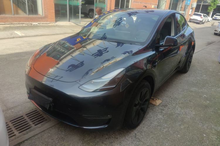 Used Tesla Model Y 2024 Long-Range All-Wheel-Drive Version