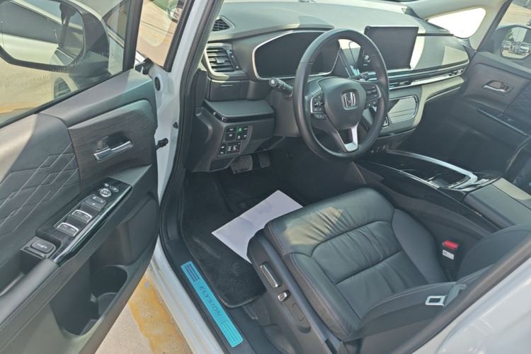 Used Honda Elysion 2024 2.0L eHEV Luxury Edition
