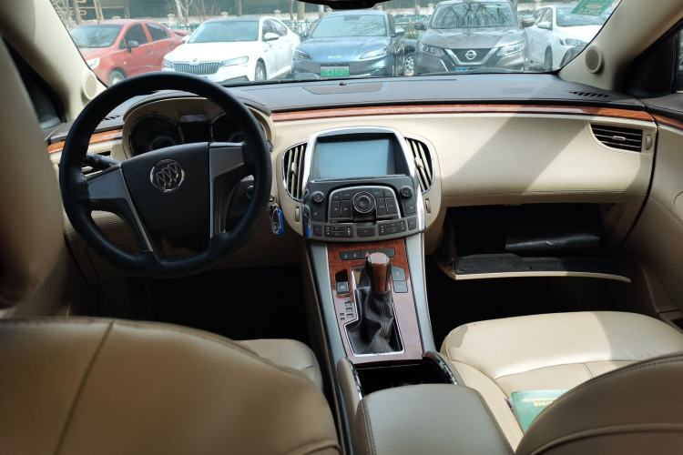 Used Buick LaCrosse 2012 2.4L SIDI Elegant Edition
