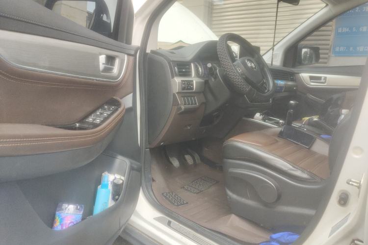 Used FORTHING Joyear X6 2017 Enjoy Series 1.5T Manual Luxury Model
