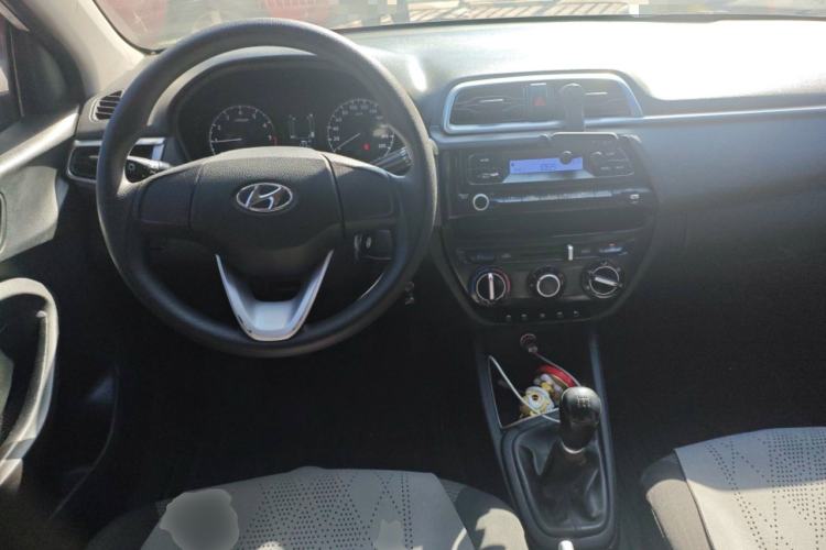 Used Hyundai Verna (older generation) 2017 1.4L Manual Refreshed Version China VI Standard