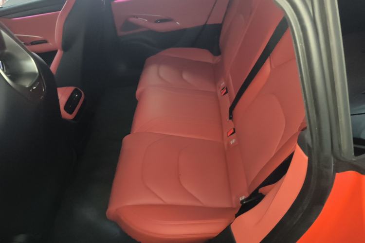 Used Xiaomi Auto SU7 2024 Rear-Drive Long-Range Intelligent Driving Version