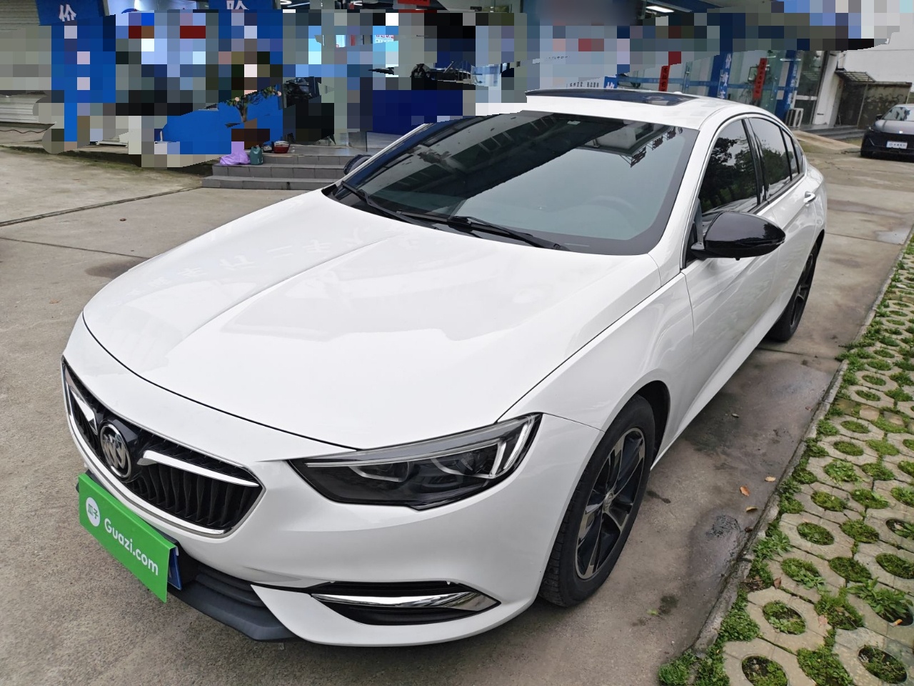 Parte inferior delantera