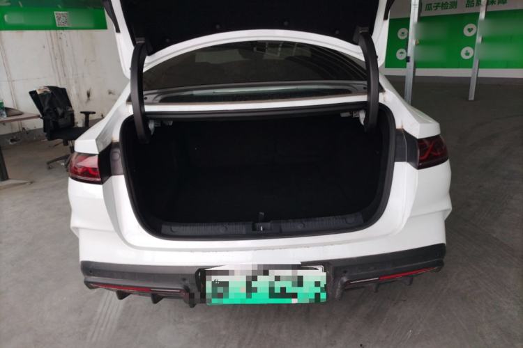 Used BYD Qin L 2025 DM-i Smart Drive 120KM Superior Model Trunk