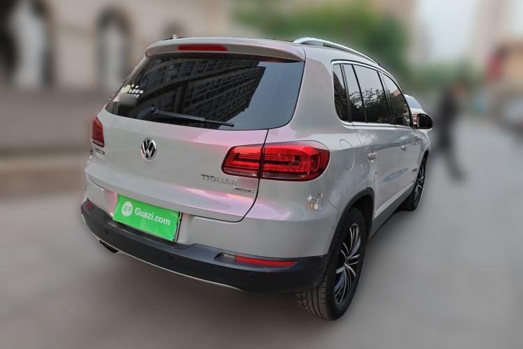 Used Volkswagen Tiguan 2015 2.0 TSI Automatic All-Wheel Drive Flagship Edition