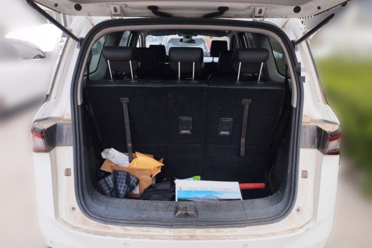 Used Wuling Jiachen 2022 1.5T CVT Smart Luxury Version Trunk