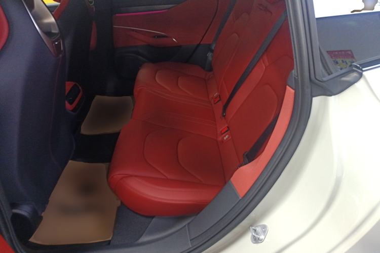 Used Xiaomi Auto SU7 2024 Rear-Drive Long-Range Intelligent Driving Version
