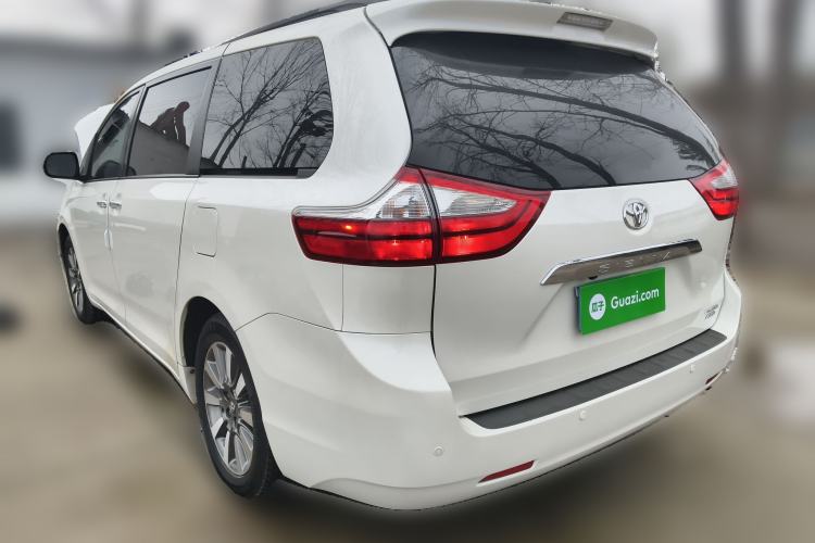 Used Toyota SIENNA 2015 3.5L Four-Wheel Drive L