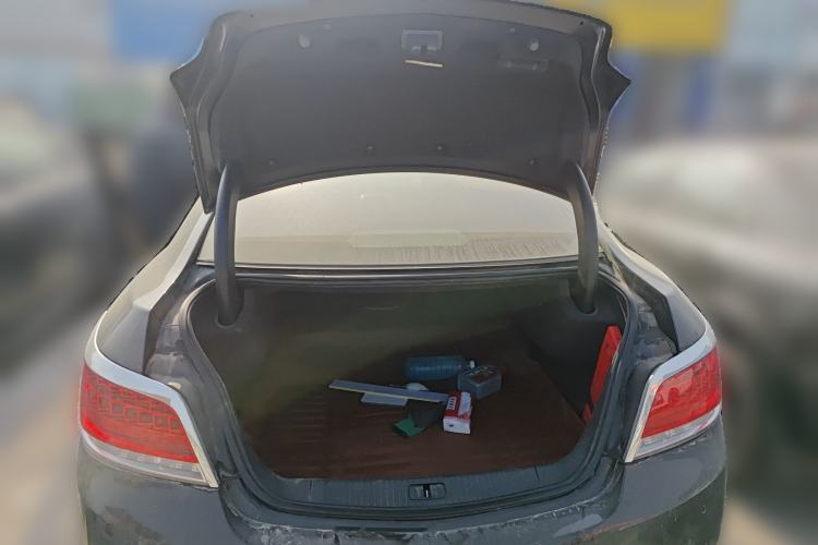 Used Buick LaCrosse 2011 2.4L SIDI Elegant Edition