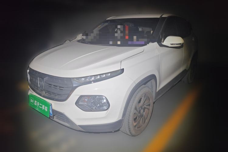 Used Baojun 510 2017 1.5L manual Comfort trim