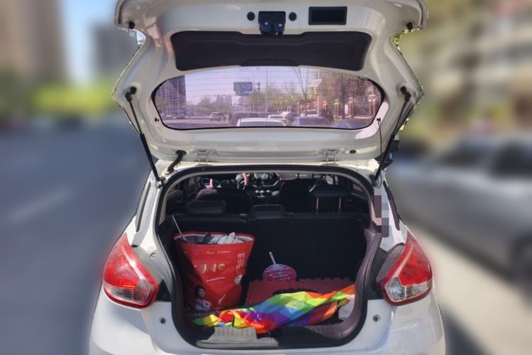 Used Baojun 310 2017 1.5L Automatic Fashion Model Trunk