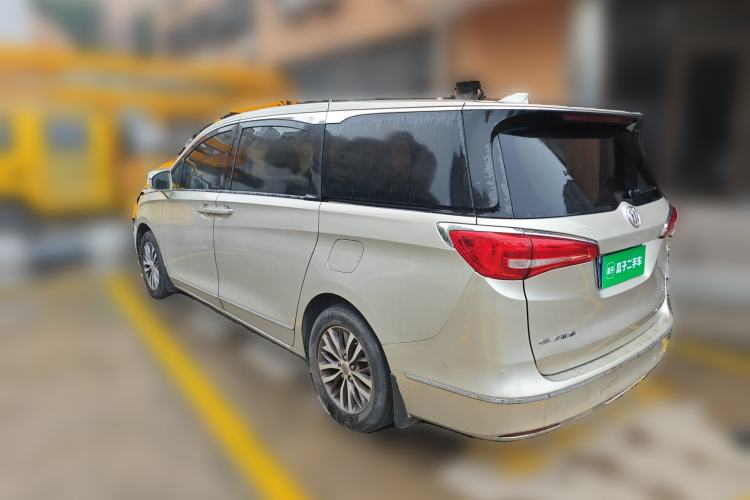 Used Buick GL8 2017 ES 28T Flagship Model China V Standard
