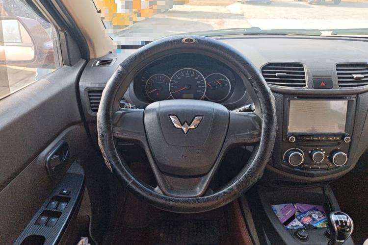 Used Wuling Hongguang 2014 1.2L S Standard Version China IV Standard