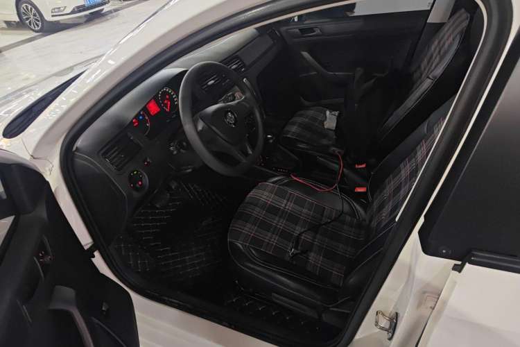 Used Volkswagen Santana 2021 1.5L Automatic Fashion Edition