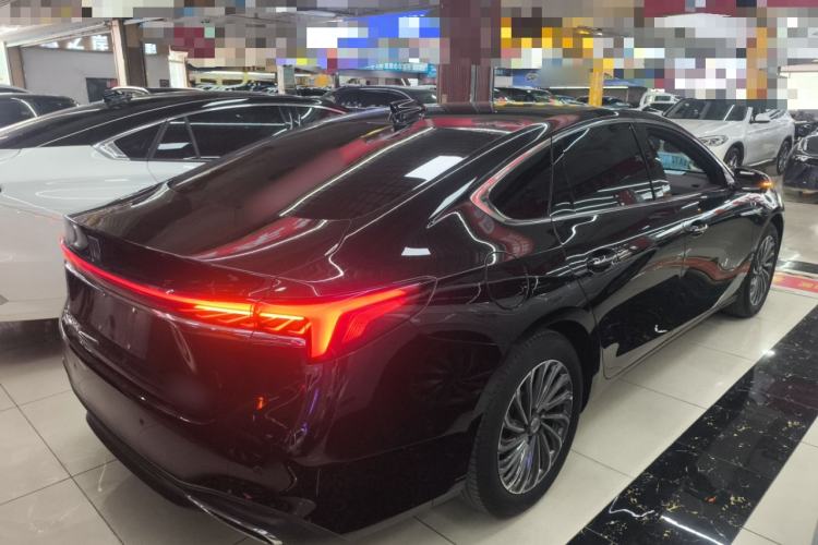 Used Buick LaCrosse 2023 28T Prestige Edition Rear Right 45 Deg