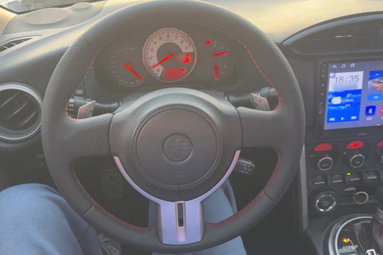 Used Toyota 86 2013 2.0L Automatic Luxury Version