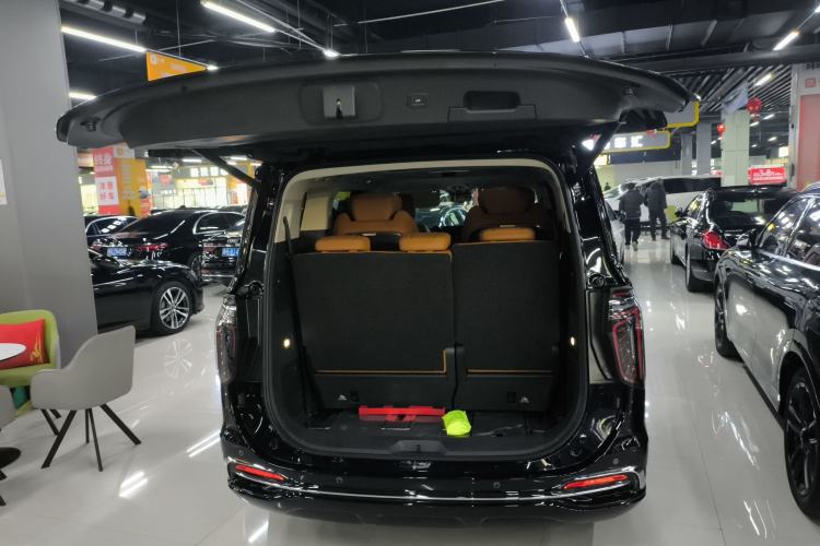 Used Hongqi HQ9 PHEV 2024 2.0T Four-Wheel Drive Business Edition Trunk