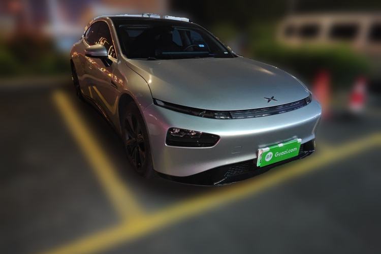 Used XPeng P7 2022 586G Front Right 45 Deg