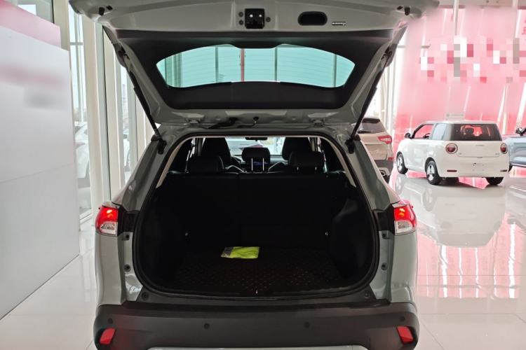 Used Toyota Corolla Cross 2023 2.0L Elite Edition Trunk