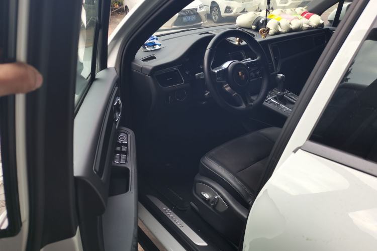 Used Porsche Macan 2014 Macan 2.0T
