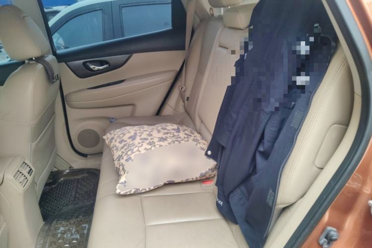 Used Nissan X-Trail 2014 2.0L CVT Comfort Edition 2WD Left Rear Seat