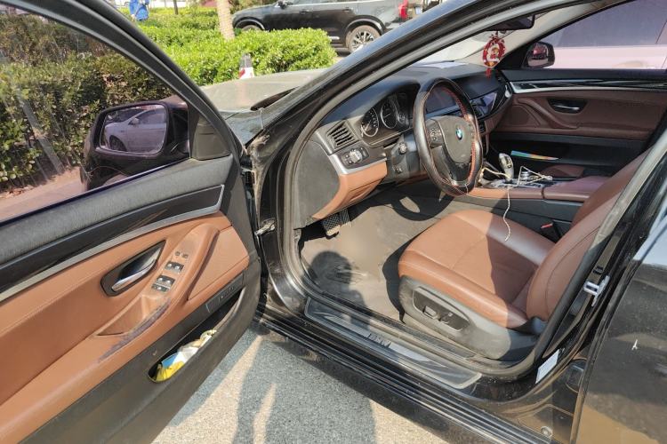 Used BMW 5 Series 2014 520Li Elegant Model Driver Seat