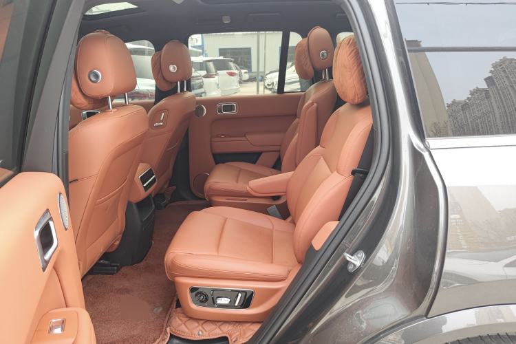 Used Li Auto L8 2023 Pro Model
