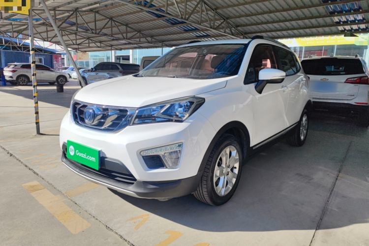 Used Changan CS15 2017 1.5L Automatic Luxury Model with Sunroof