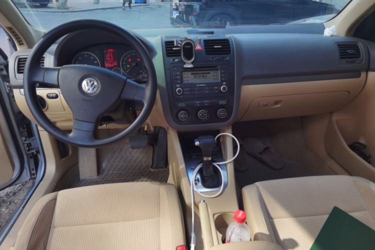 Used Volkswagen Sagitar 2006 2.0L Automatic Fashion Edition
