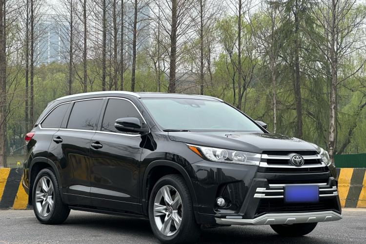 Used Toyota Highlander 2018 2.0T Four-Wheel Drive Luxury Version 7 Seats China VI Standard
